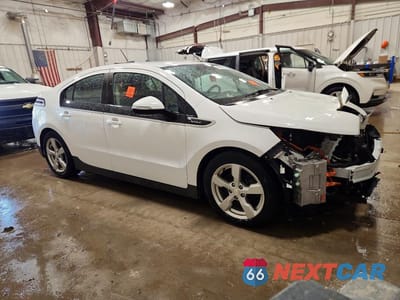 Czwarte zdjęcie samochodu z boku: 2015 CHEVROLET VOLT VIN:1G1RB6E46FU136224 - miniatura