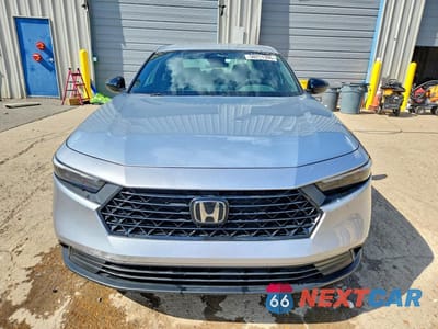 Piąte zdjęcie samochodu w środku: 2024 HONDA ACCORD HYBRID SPORT VIN:1HGCY2F5XRA063961 - miniatura