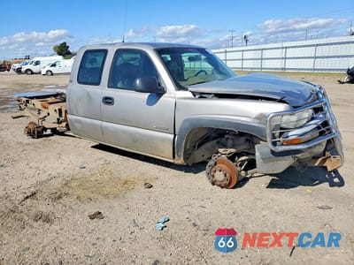 Czwarte zdjęcie samochodu z boku: 2000 CHEVROLET SILVERADO K2500 VIN:1GCGK29U3YE235534 - miniatura