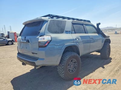 Trzecie zdjęcie samochodu z tyłu: 2017 TOYOTA 4RUNNER TRD PRO VIN:JTEBU5JR3H5411796 - miniatura