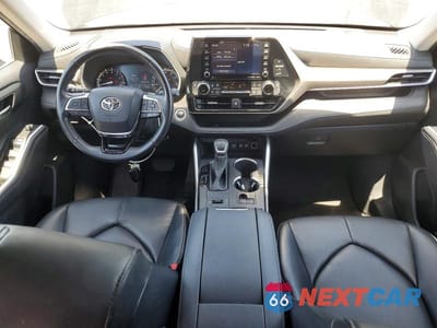Zdjęcie 8 z 13 samochodu: 2020 TOYOTA HIGHLANDER XLE VIN:5TDGZRAH5LS513372 - miniatura