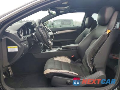 Zdjęcie 7 z 12 samochodu: 2014 MERCEDES-BENZ C 250 VIN:WDDGJ4HB9EG190264 - miniatura