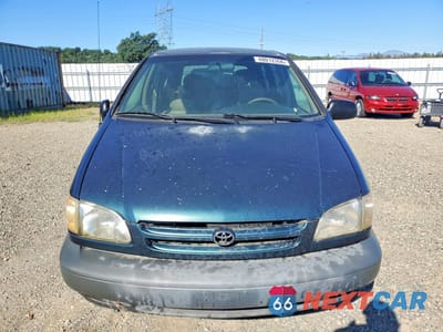 Piąte zdjęcie samochodu w środku: 1998 TOYOTA SIENNA LE VIN:4T3GF13C5WU054701 - miniatura