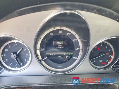 Zdjęcie 9 z 13 samochodu: 2013 MERCEDES-BENZ E 350 4MATIC VIN:WDDHF8JB1DA717190 - miniatura