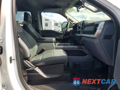 Piąte zdjęcie samochodu w środku: 2024 FORD F250 SUPER DUTY VIN:1FT7W2BN1REE22621 - miniatura