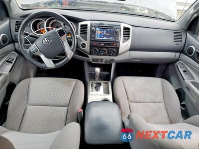 Zdjęcie 8 z 12 samochodu: 2013 TOYOTA TACOMA ACCESS CAB VIN:5TFUX4EN8DX022222 - miniatura
