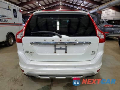 Zdjęcie 6 z 12 samochodu: 2017 VOLVO XC60 T6 DYNAMIC VIN:YV449MRR1H2122654 - miniatura