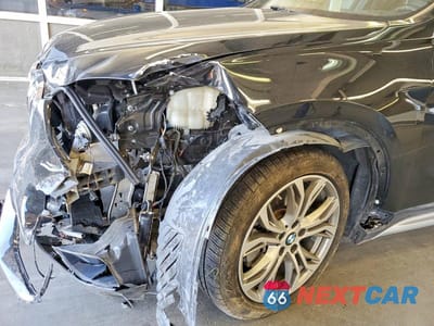 Zdjęcie 13 z 14 samochodu: 2016 BMW X1 XDRIVE28I VIN:WBXHT3Z35G4A49227 - miniatura