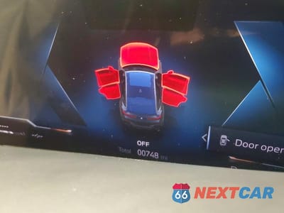 Zdjęcie 9 z 13 samochodu: 2026 BMW X6 XDRIVE40I VIN:5UX33EX08T9386494 - miniatura