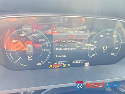 Zdjęcie 9 z 12 samochodu: 2019 AUDI E-TRON PRESTIGE VIN:WA1VAAGE3KB006838 - miniatura