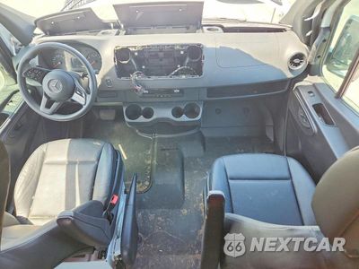 Zdjęcie 8 z 14 samochodu: 2023 MERCEDES-BENZ SPRINTER 2500 DELIVERY VAN VIN:W1Y40CHY9PT159200 - miniatura