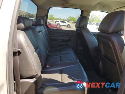 Zdjęcie 10 z 12 samochodu: 2011 CHEVROLET SILVERADO K1500 LT VIN:1GCPKSE34BF200144 - miniatura