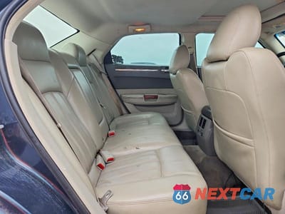 Zdjęcie 10 z 12 samochodu: 2008 CHRYSLER 300C VIN:2C3KA63H38H126262 - miniatura