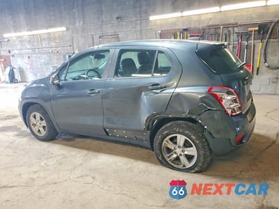 Drugie zdjęcie samochodu z przodu: 2019 CHEVROLET TRAX LS VIN:3GNCJKSB2KL403270 - miniatura