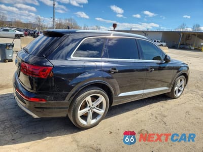 Trzecie zdjęcie samochodu z tyłu: 2019 AUDI Q7 PRESTIGE S-LINE VIN:WA1VAAF70KD010224 - miniatura
