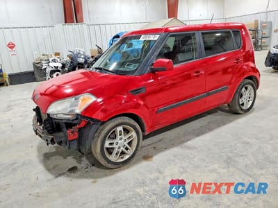 2011 KIA SOUL + KNDJT2A20B7316354 - główne zdjęcie licytacji z USA - miniatura