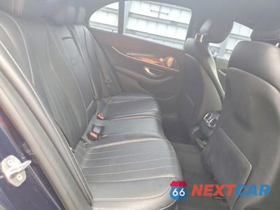 Zdjęcie 10 z 12 samochodu: 2017 MERCEDES-BENZ E 300 4MATIC VIN:WDDZF4KB8HA065248 - miniatura