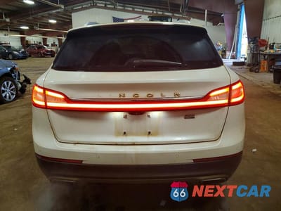 Zdjęcie 6 z 12 samochodu: 2016 LINCOLN MKX RESERVE VIN:2LMTJ8LP0GBL68270 - miniatura