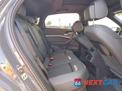 Zdjęcie 11 z 14 samochodu: 2024 AUDI Q8 E-TRON SPORTBACK PREMIUM PLUS VIN:WA1CAAGE6RB035171 - miniatura