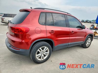 Trzecie zdjęcie samochodu z tyłu: 2015 VOLKSWAGEN TIGUAN S VIN:WVGAV7AX1FW001718 - miniatura