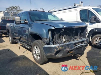 Czwarte zdjęcie samochodu z boku: 2011 GMC SIERRA K2500 SLE VIN:1GT220CG9BZ384435 - miniatura