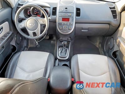 Zdjęcie 8 z 11 samochodu: 2012 KIA SOUL + VIN:KNDJT2A69C7401830 - miniatura