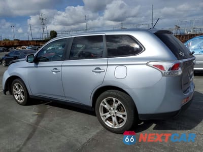 Drugie zdjęcie samochodu z przodu: 2014 MITSUBISHI OUTLANDER SE VIN:JA4AD3A36EZ017238 - miniatura
