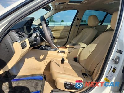 Zdjęcie 7 z 12 samochodu: 2015 BMW 328 I VIN:WBA3A5C50FF607730 - miniatura