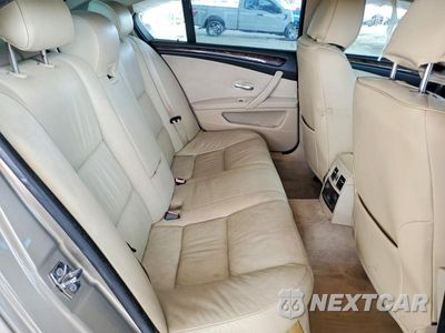 Zdjęcie 10 z 12 samochodu: 2008 BMW 528 I VIN:WBANU53568CT10238 - miniatura