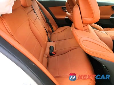 Zdjęcie 10 z 13 samochodu: 2025 MERCEDES-BENZ C 300 4MATIC VIN:W1KAF4HB3SR286334 - miniatura