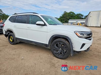 Czwarte zdjęcie samochodu z boku: 2023 VOLKSWAGEN ATLAS SE VIN:1V2HR2CA0PC552310 - miniatura