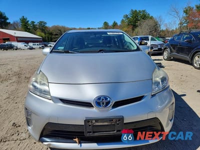Piąte zdjęcie samochodu w środku: 2012 TOYOTA PRIUS TWO VIN:JTDKN3DU6C5474664 - miniatura