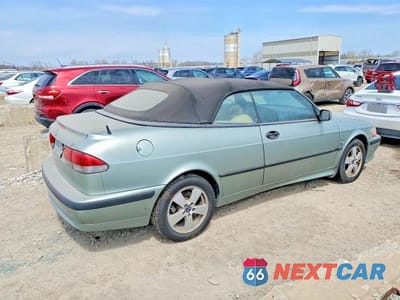 Trzecie zdjęcie samochodu z tyłu: 2002 SAAB 9-3 SE VIN:YS3DF78K527008483 - miniatura