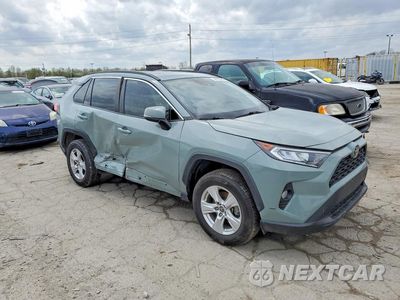 Czwarte zdjęcie samochodu z boku: 2021 TOYOTA RAV4 XLE VIN:2T3W1RFV6MW126041 - miniatura