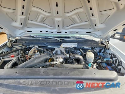 Zdjęcie 11 z 12 samochodu: 2018 CHEVROLET SILVERADO K3500 VIN:1GC4KYCY5JF167867 - miniatura