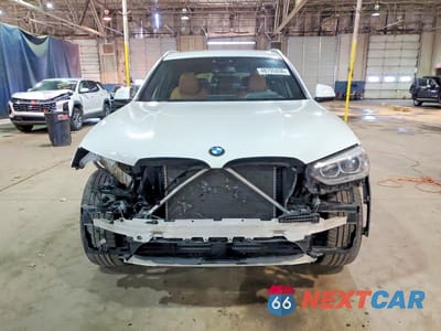 Piąte zdjęcie samochodu w środku: 2019 BMW X3 XDRIVE30I VIN:5UXTR9C56KLE18337 - miniatura