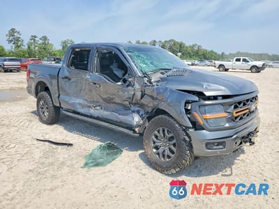 Czwarte zdjęcie samochodu z boku: 2026 FORD F150 TREMOR VIN:1FTFW4L51TFA51516 - miniatura