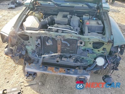 Zdjęcie 12 z 13 samochodu: 2006 HUMMER H3 VIN:5GTDN136068175490 - miniatura