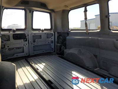 Zdjęcie 11 z 13 samochodu: 2014 CHEVROLET EXPRESS G1500 LS VIN:1GNSGBF49E1184924 - miniatura
