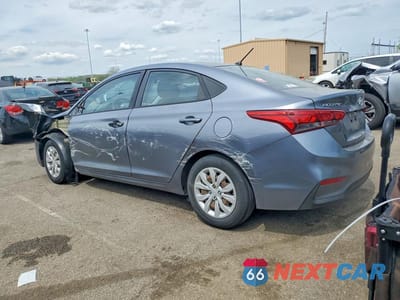 Drugie zdjęcie samochodu z przodu: 2019 HYUNDAI ACCENT SE VIN:3KPC24A33KE084087 - miniatura