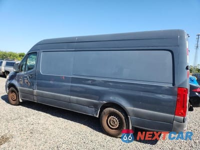 Drugie zdjęcie samochodu z przodu: 2019 MERCEDES BENZ SPRINTER 2500 DELIVERY VAN VIN:WD4PF1CD1KP129074 - miniatura