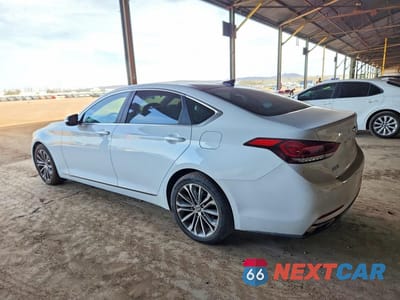 Drugie zdjęcie samochodu z przodu: 2015 HYUNDAI GENESIS 3.8L VIN:KMHGN4JE3FU096253 - miniatura
