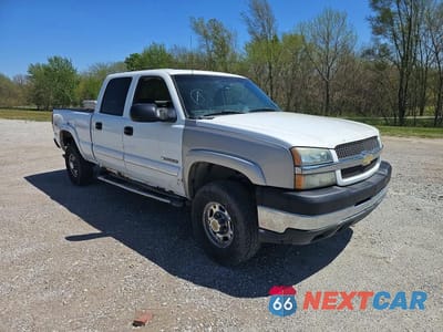 2003 CHEVROLET SILVERADO K2500 HEAVY DUTY 1GCHK23U33F194578 - główne zdjęcie licytacji z USA - miniatura