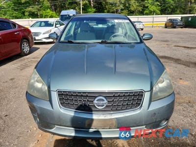 Piąte zdjęcie samochodu w środku: 2006 NISSAN ALTIMA 3.5 SE VIN:1N4BL11D76C212205 - miniatura