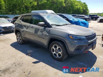 Czwarte zdjęcie samochodu z boku: 2022 JEEP COMPASS TRAILHAWK VIN:3C4NJDDB6NT142885 - miniatura