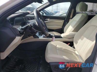 Zdjęcie 7 z 13 samochodu: 2024 AUDI Q8 E-TRON SPORTBACK PREMIUM PLUS VIN:WA1CAAGE0RB007771 - miniatura