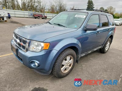 2010 FORD ESCAPE XLT 1FMCU9DG8AKC96299 - główne zdjęcie licytacji z USA - miniatura
