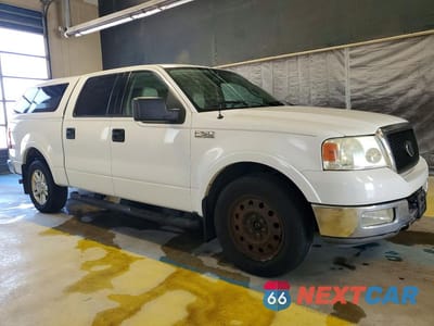 Czwarte zdjęcie samochodu z boku: 2004 FORD F150 SUPERCREW VIN:1FTPW12594FA02862 - miniatura