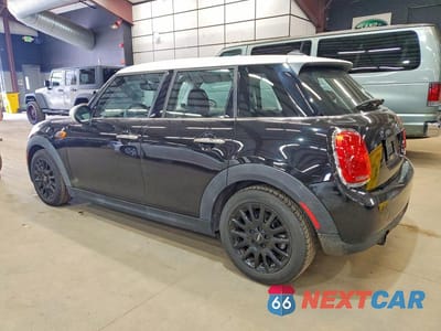 Drugie zdjęcie samochodu z przodu: 2017 MINI COOPER VIN:WMWXU1C39H2F78015 - miniatura