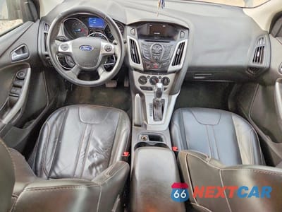 Zdjęcie 8 z 11 samochodu: 2014 FORD FOCUS SE VIN:1FADP3K2XEL402987 - miniatura